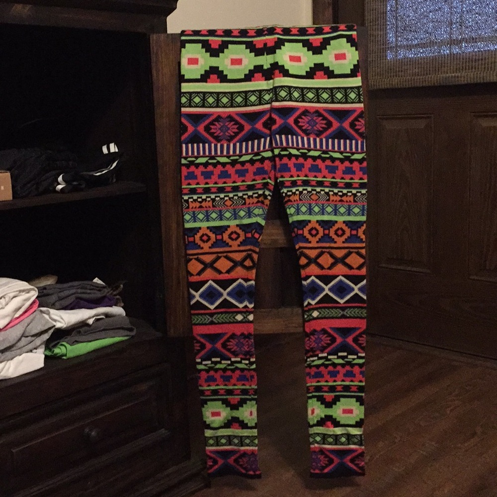 Printed multi colored tights